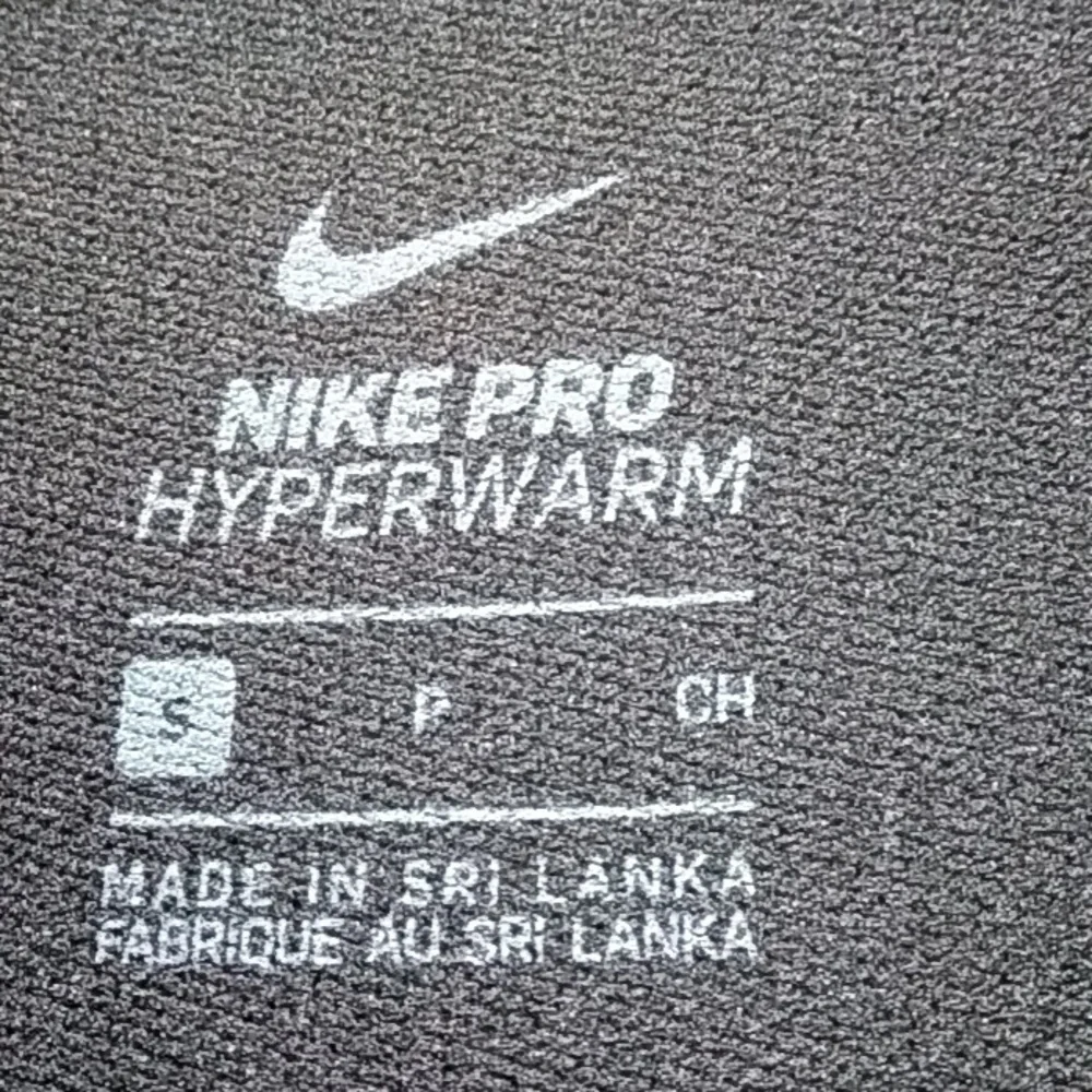 Nike pro hyperwarm